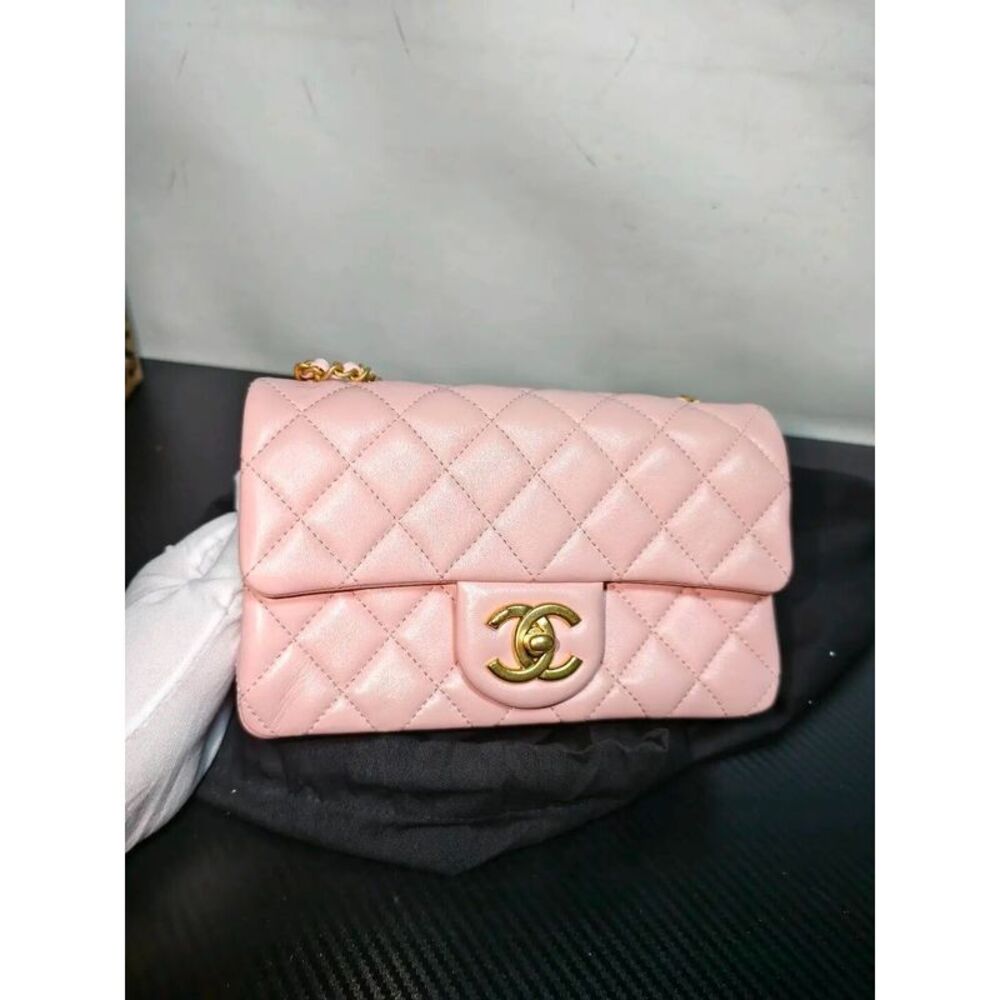 Chanel Women Pre-Loved Bag Very Good Condition